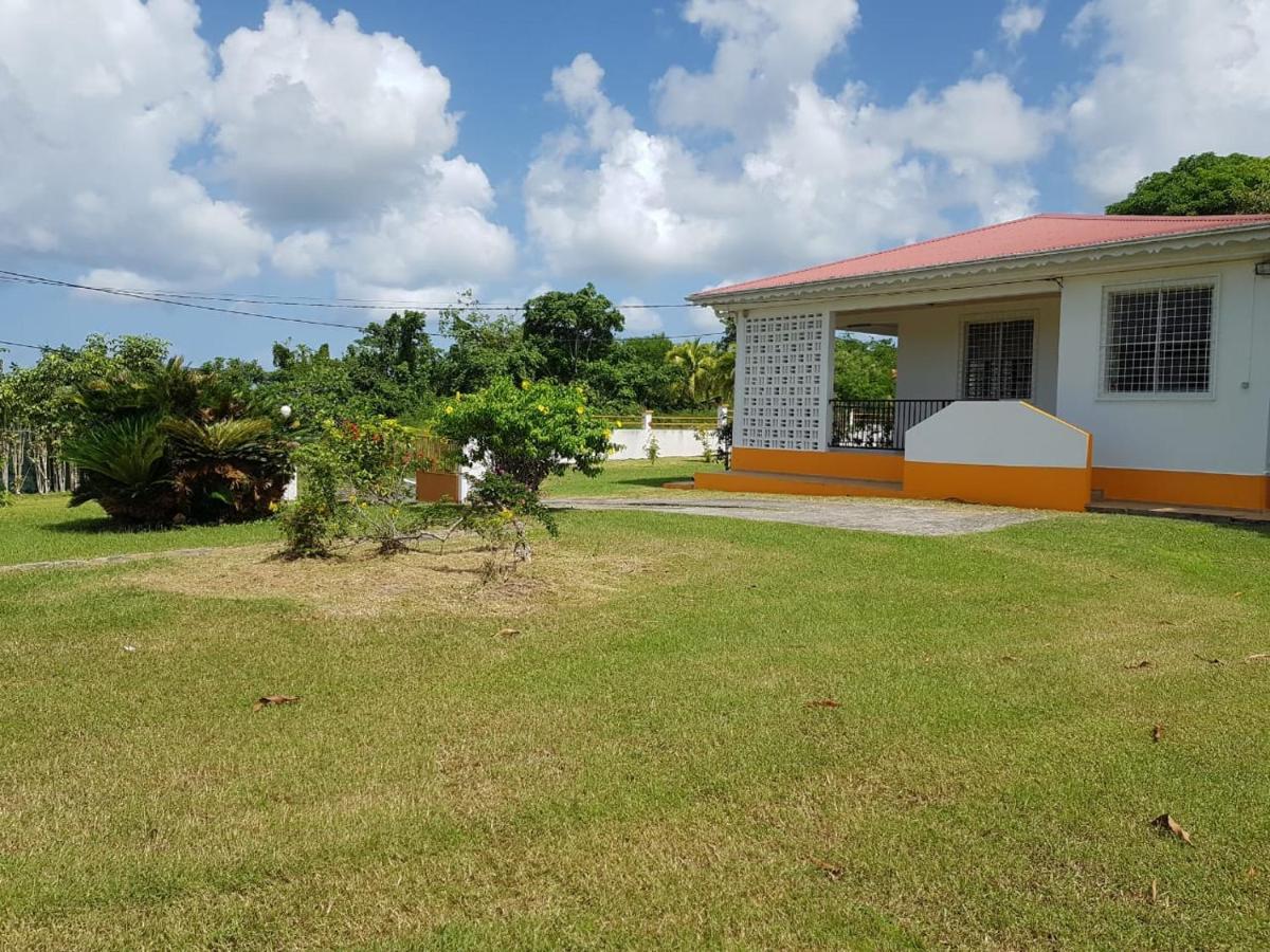 Kaz A Faup Villa Grand-Bourg  Екстериор снимка