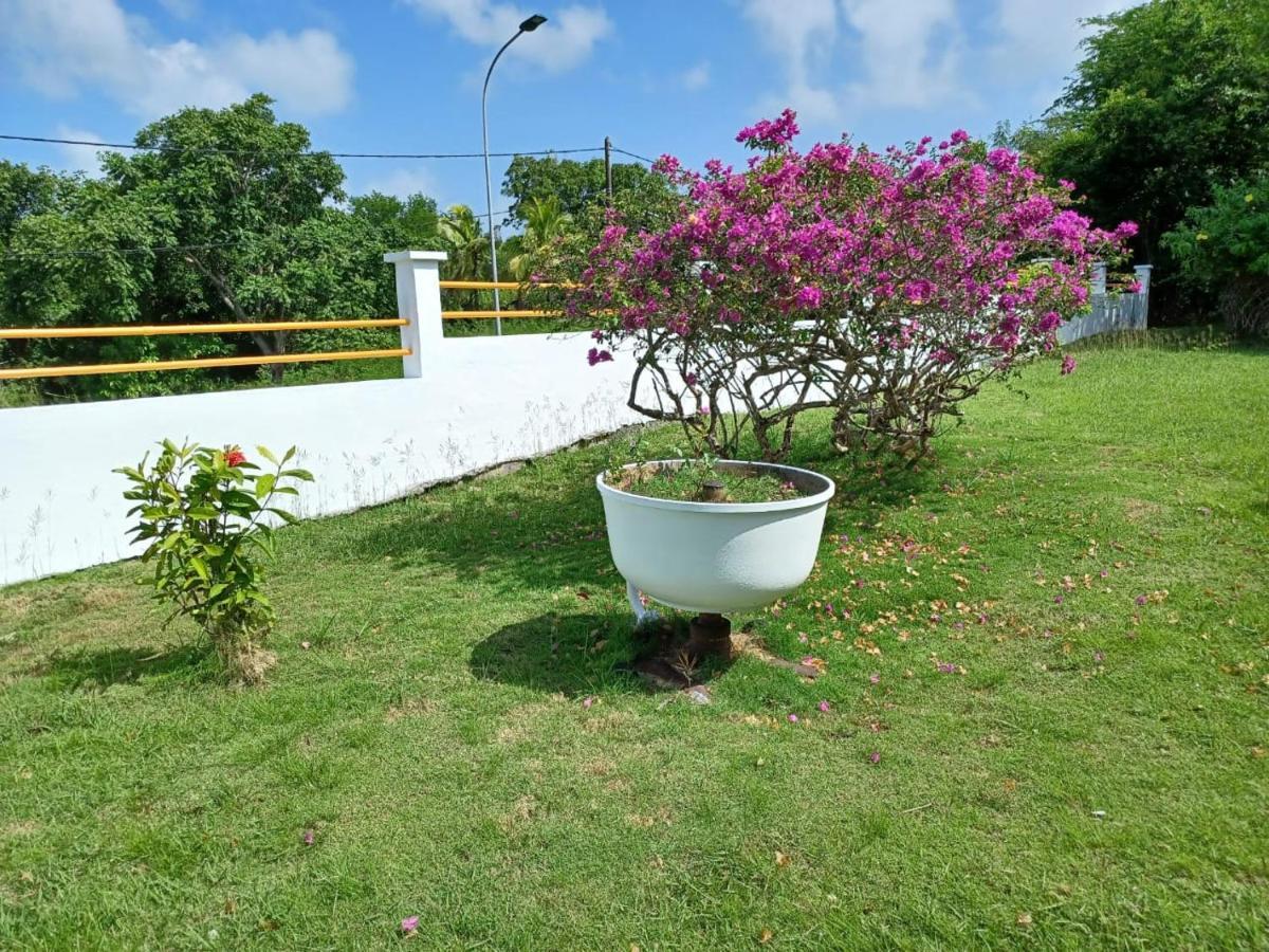 Kaz A Faup Villa Grand-Bourg  Екстериор снимка